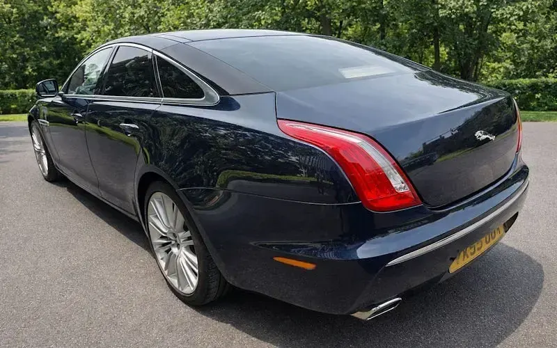 Used Jaguar XJ Portfolio 385 HP (283 kW) 2012 Sedan