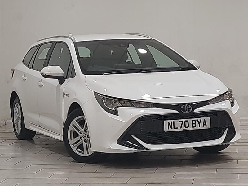 White Used 2020 Toyota Corolla Estate | £14,798 (Fair price) - Image 1/4