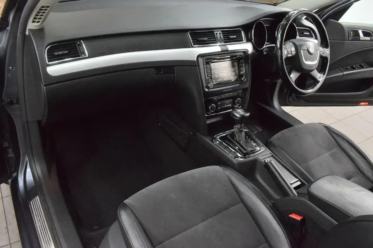 Used Skoda Superb SE 140 HP (102 kW) 2009 Grey Hatchback