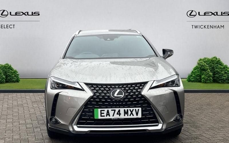 Used Lexus UX 150 kW (204 HP) 2024 SUV