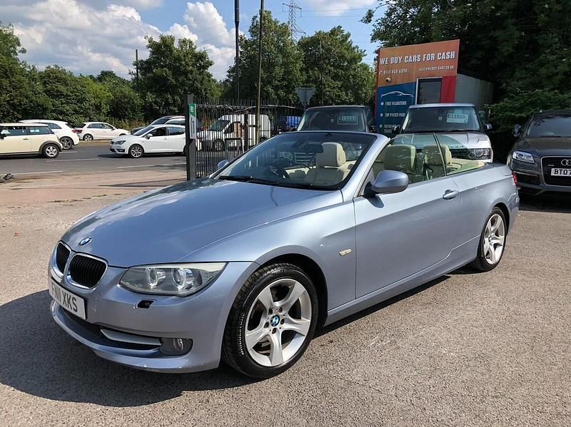 Blue Used 2011 BMW 320 Cabriolet Cabriolet | £3,495 (Fair price) - Image 1/4