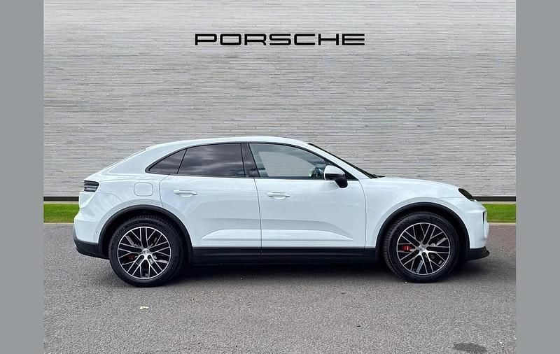 Used Porsche Macan 380 kW (517 HP) 2025 White SUV