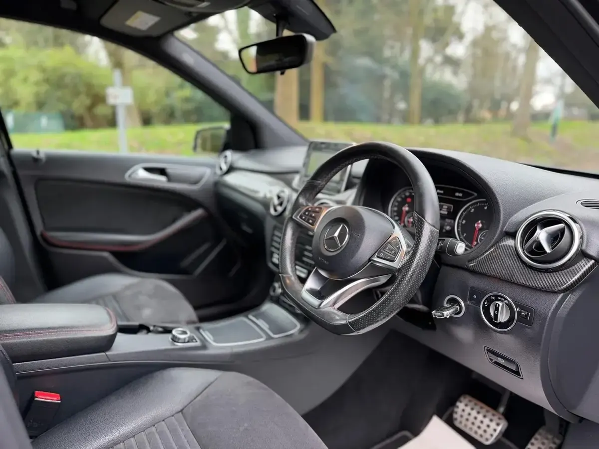 Used Mercedes B180 AMG line 109 HP (80 kW) 2015 Black MPV