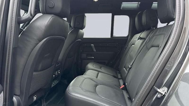 Used Land Rover Defender 517 HP (380 kW) 2024 Grey SUV