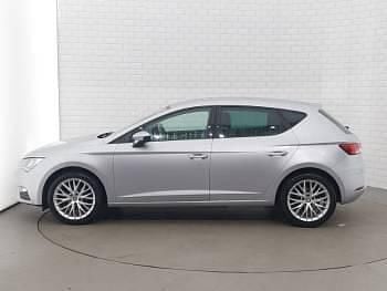 Used Seat Leon SE Dynamic 115 HP (84 kW) 2020 Silver Hatchback