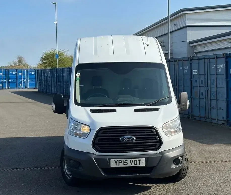 Usado Ford Transit 125 HP (91 kW) 2015 Branco Van