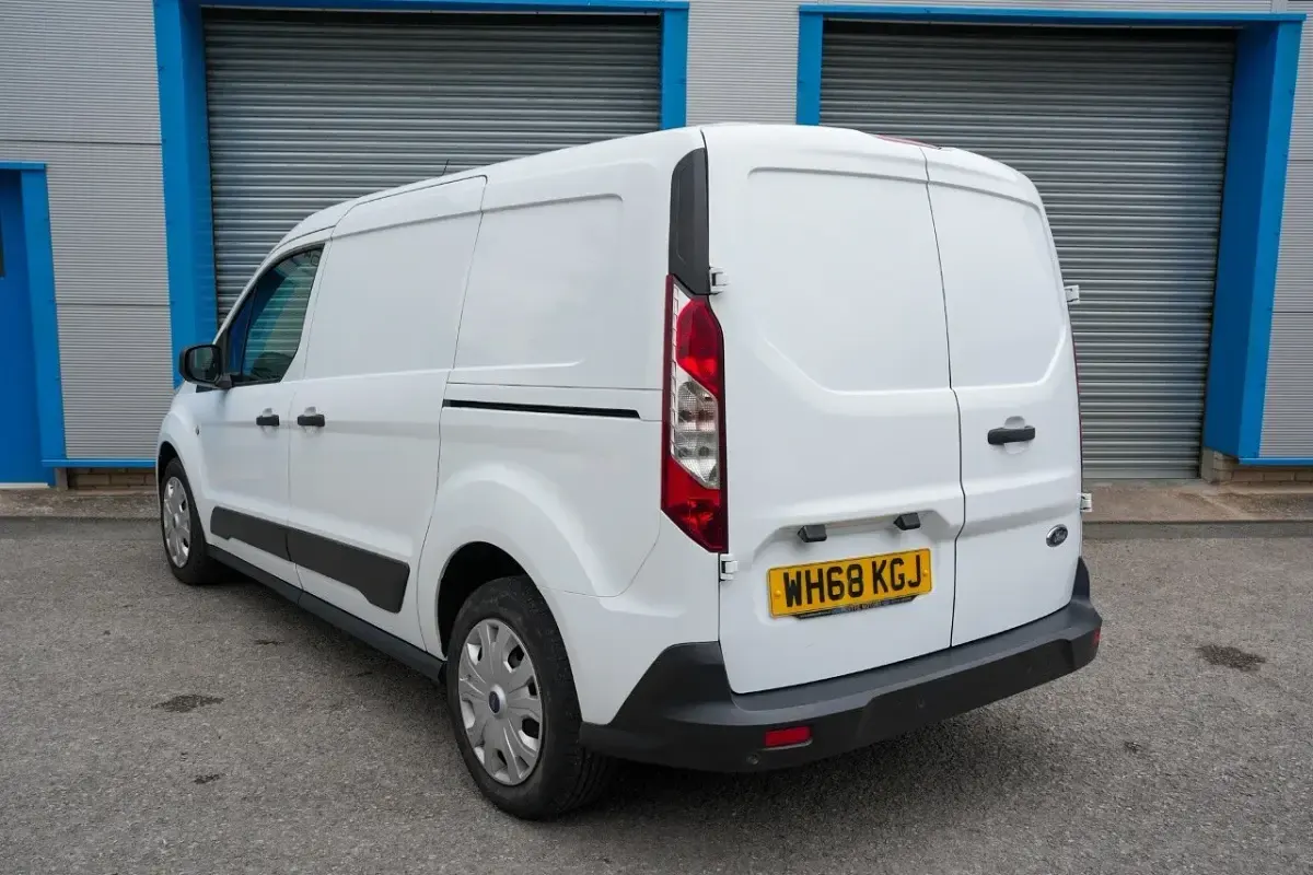 Used Ford Transit Trend 100 HP (73 kW) 2019 White Van