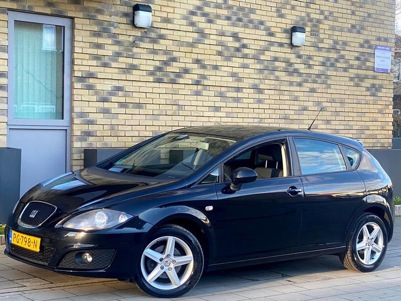 Black Used 2006 Seat Leon Sport Hatchback | £1,695 - Image 1/4