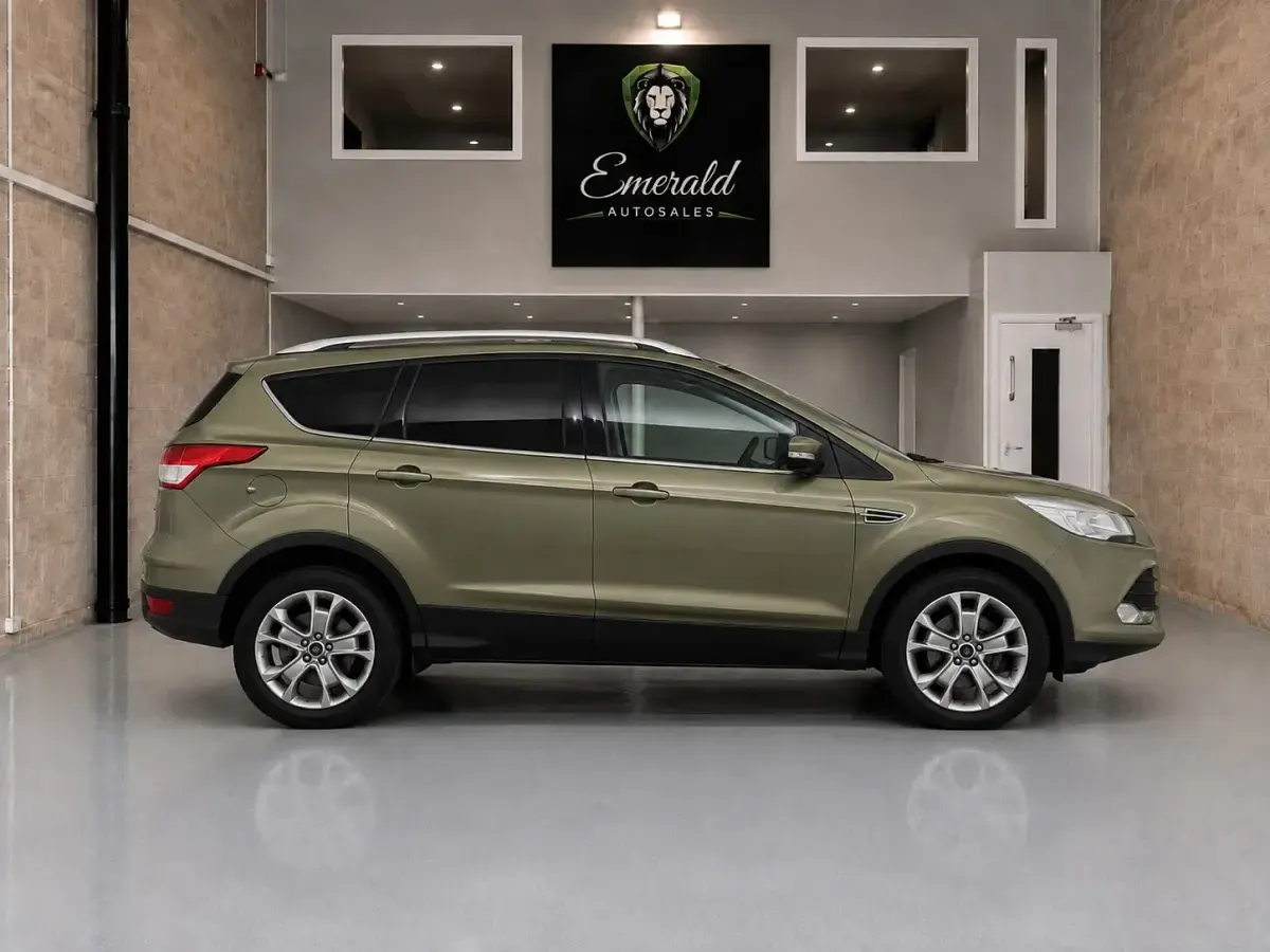 Used Ford Kuga Titanium 163 HP (119 kW) 2013 Green SUV