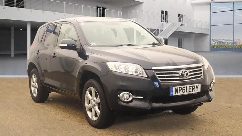Grey Used 2011 Toyota RAV4 SUV | £6,095 (Fair price) - Image 1/4