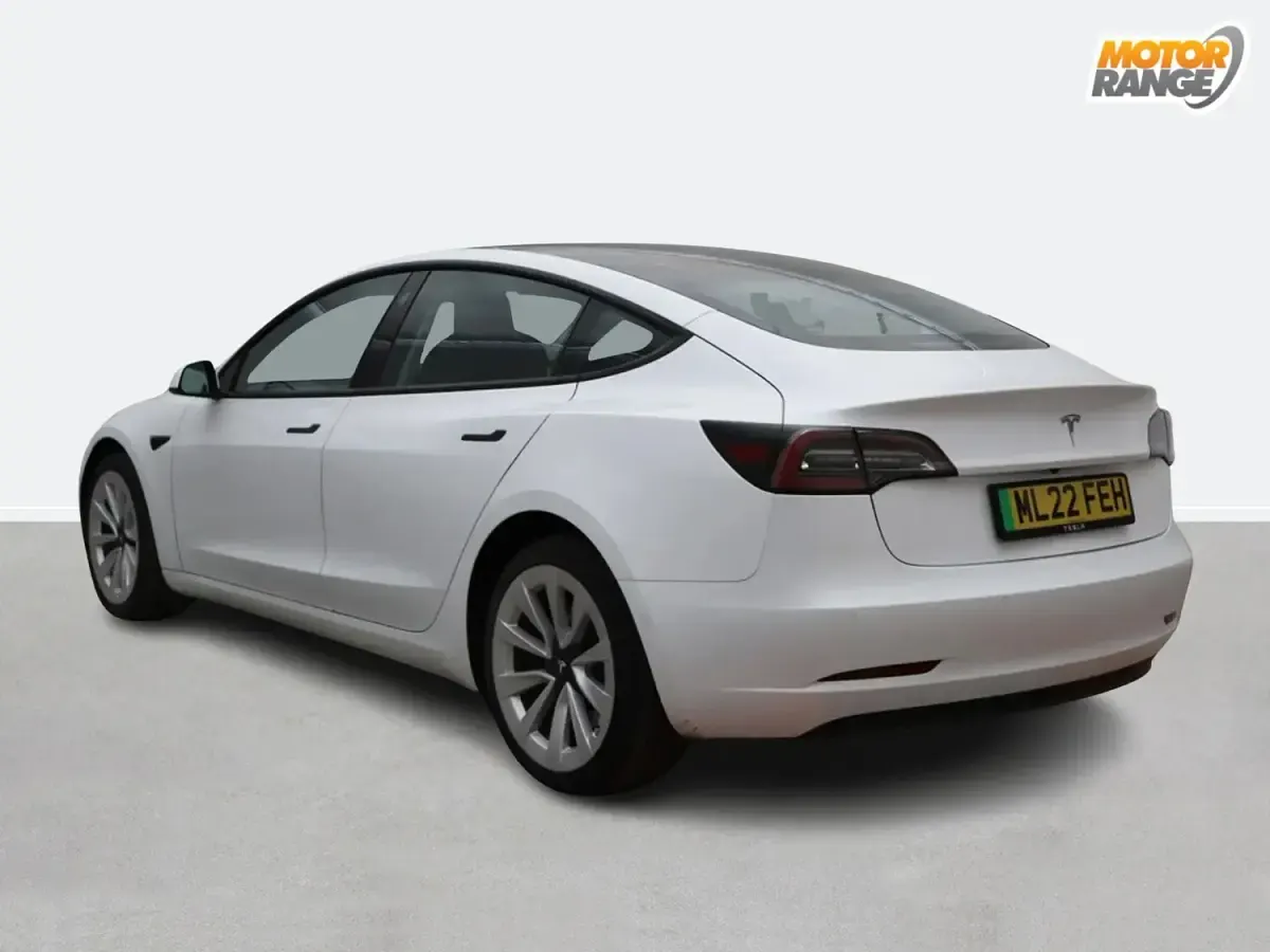 Used Tesla Model 3 Standard Range 208 kW (283 HP) 2022 White Sedan