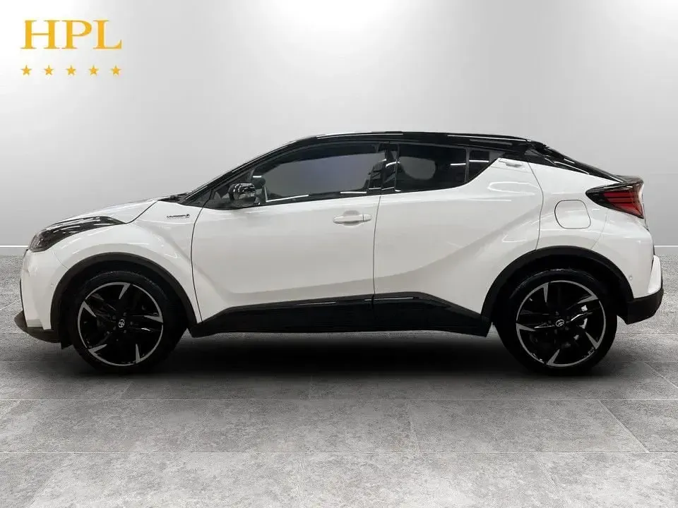 Used Toyota C-HR Sport 122 HP (89 kW) 2021 White SUV