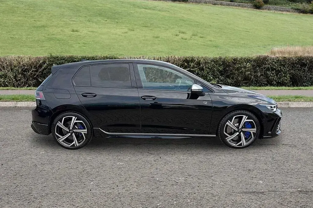 Used VW Golf VIII R 333 HP (244 kW) 2025 Black Hatchback