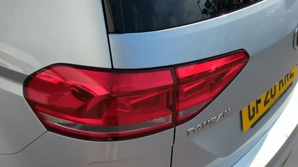 Used VW Touran R-line 148 HP (108 kW) 2020 Grey MPV