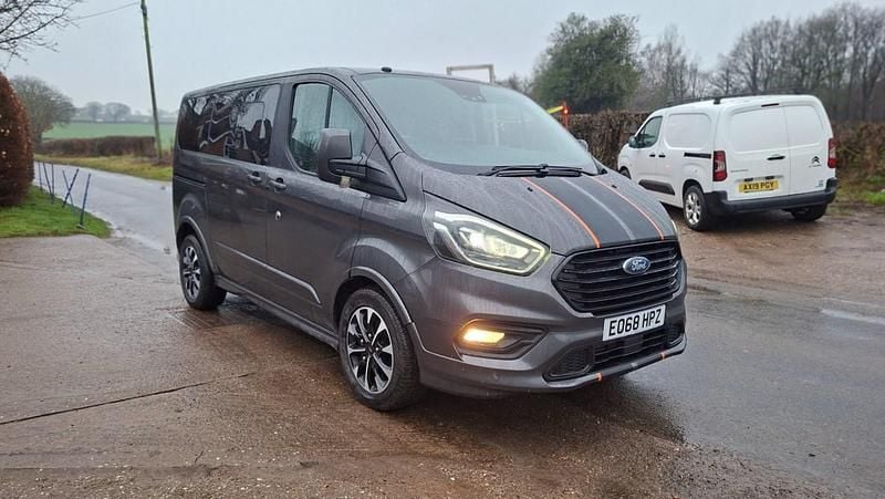 Grey Used 2018 Ford Tourneo Sport MPV | £18,500 (Super price) - Image 1/4