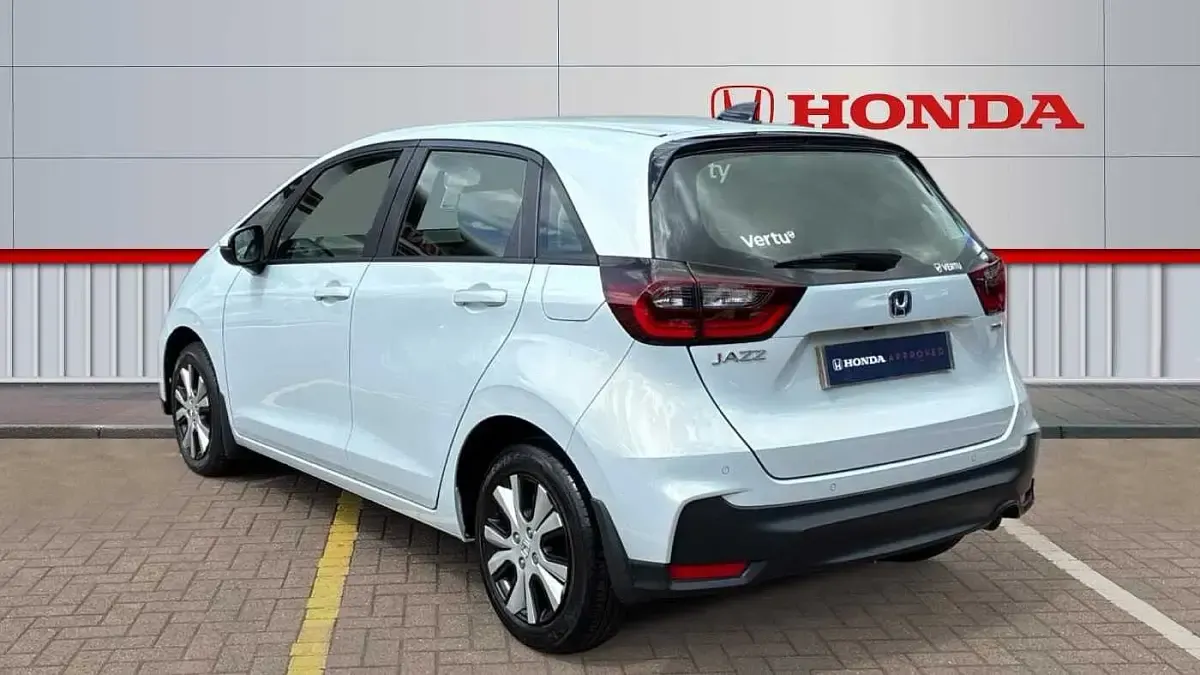 Used Honda Jazz Elegance 122 HP (89 kW) 2024 White Hatchback