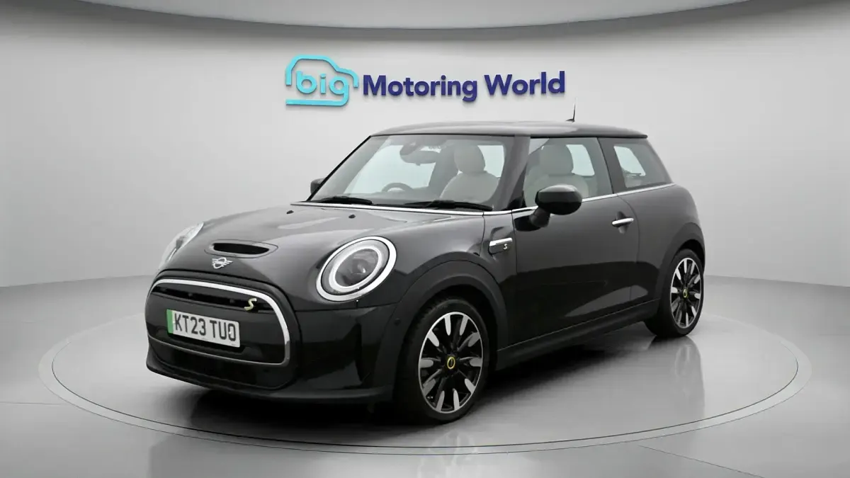 Used Mini Cooper SE Hatch 133 kW (181 HP) 2023 Hatchback