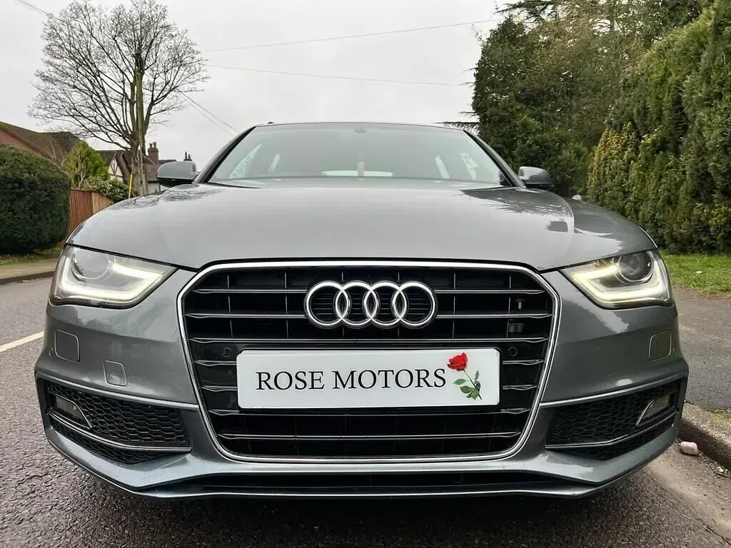 Used Audi A4 S-Line 163 HP (119 kW) 2015 Grey Estate