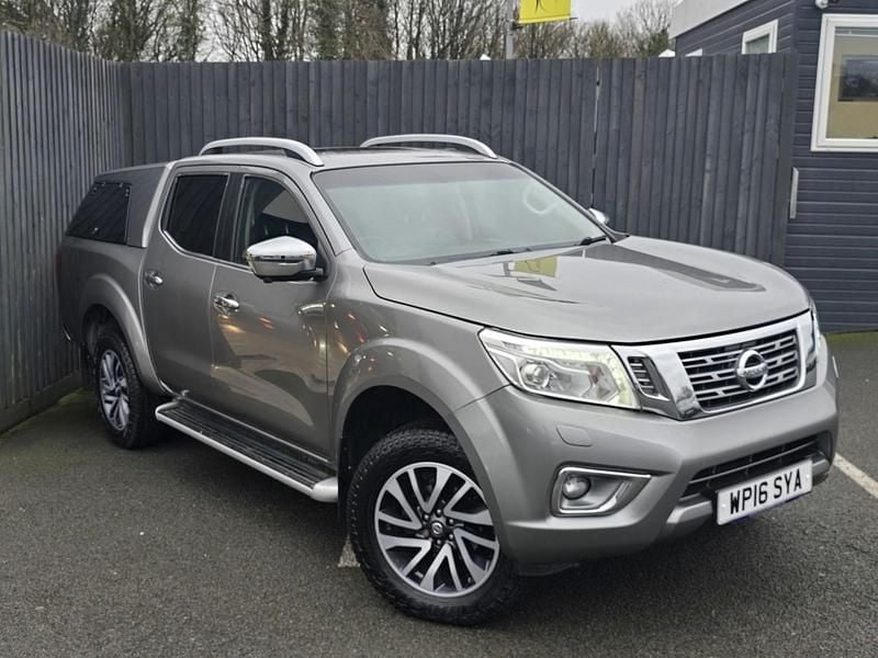 Used Nissan Navara Tekna 2016 Grey Pickup
