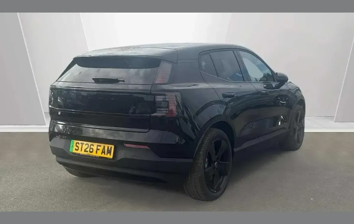 New Volvo EX30 Plus 196 kW (267 HP) 2026 Black SUV