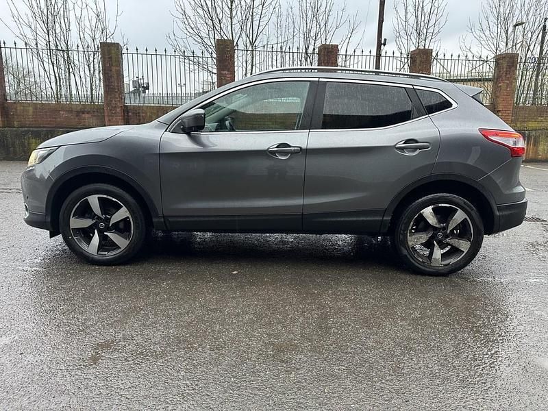 Used Nissan Qashqai N-TEC 2015 Grey SUV