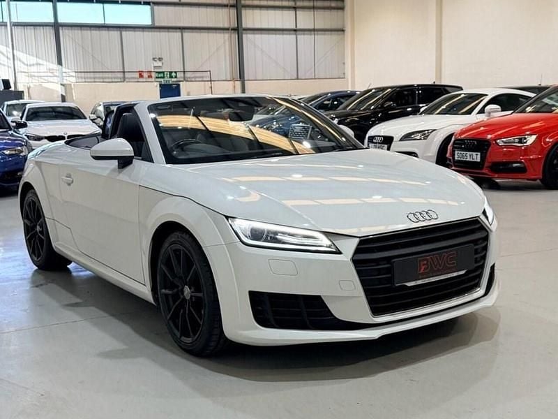 Used Audi TT Roadster Sport 184 HP (135 kW) 2015 White Cabriolet