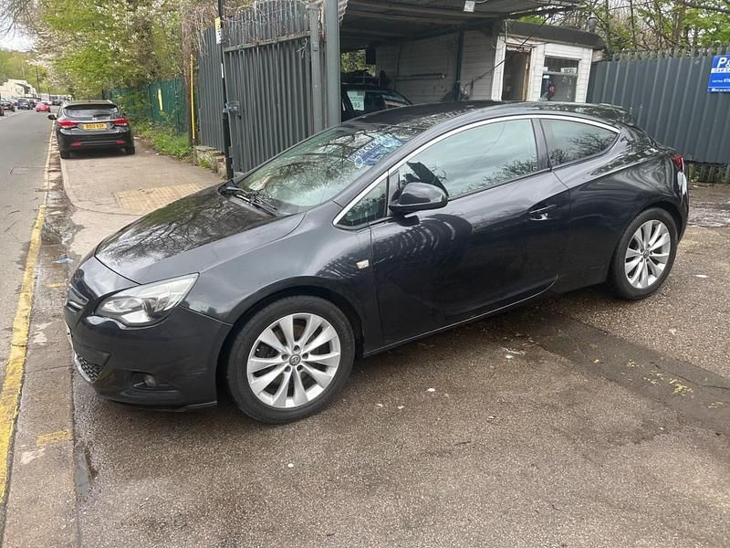 Used Vauxhall Astra GTC SRi 2012 Black Hatchback