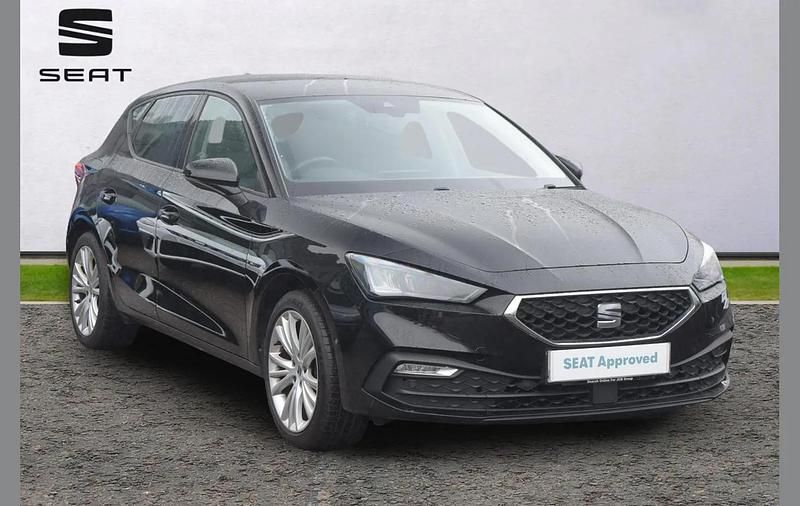 Used Seat Leon SE Dynamic 108 HP (79 kW) 2021 Black Hatchback