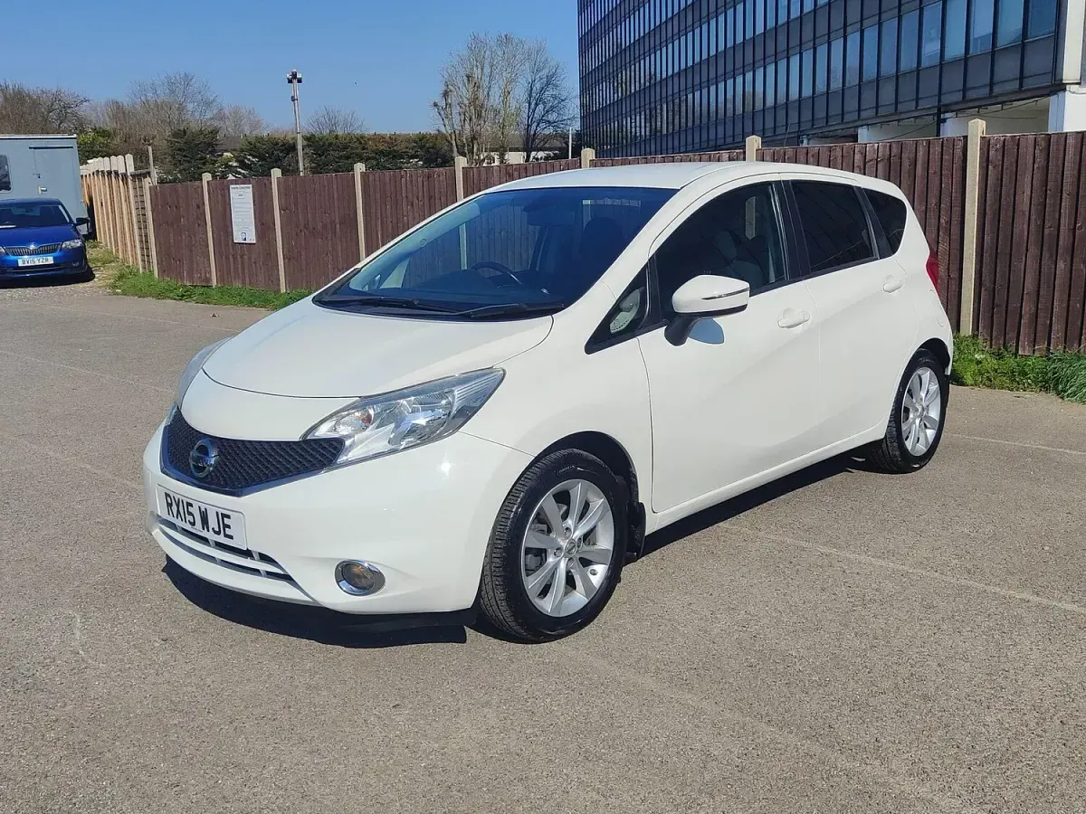 Used Nissan Note Acenta Premium 98 HP (72 kW) 2015 White Hatchback