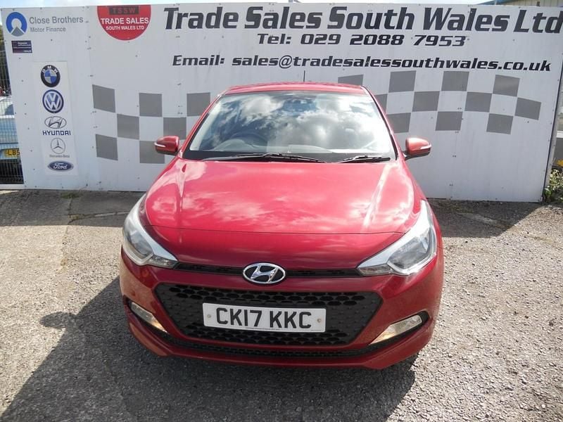 Used Hyundai i20 SE 2017 Red Hatchback
