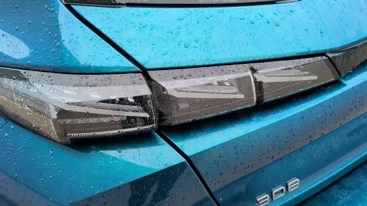 New Peugeot 308 GT 129 HP (94 kW) 2025 Blue Hatchback