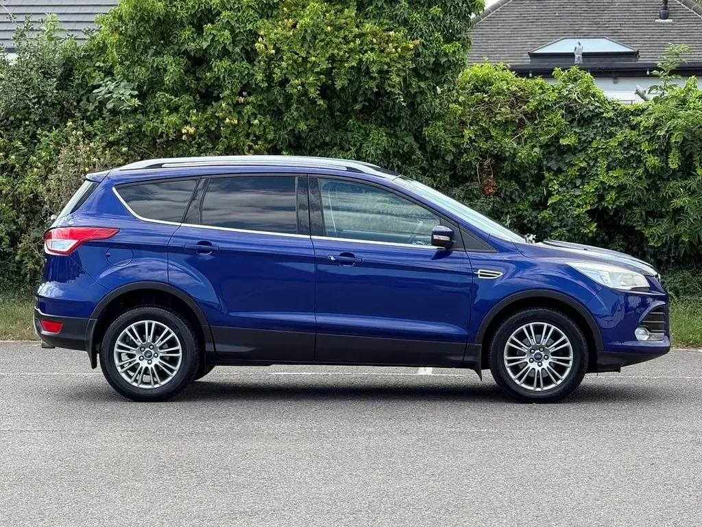 Used Ford Kuga Titanium 150 HP (110 kW) 2014 Blue SUV
