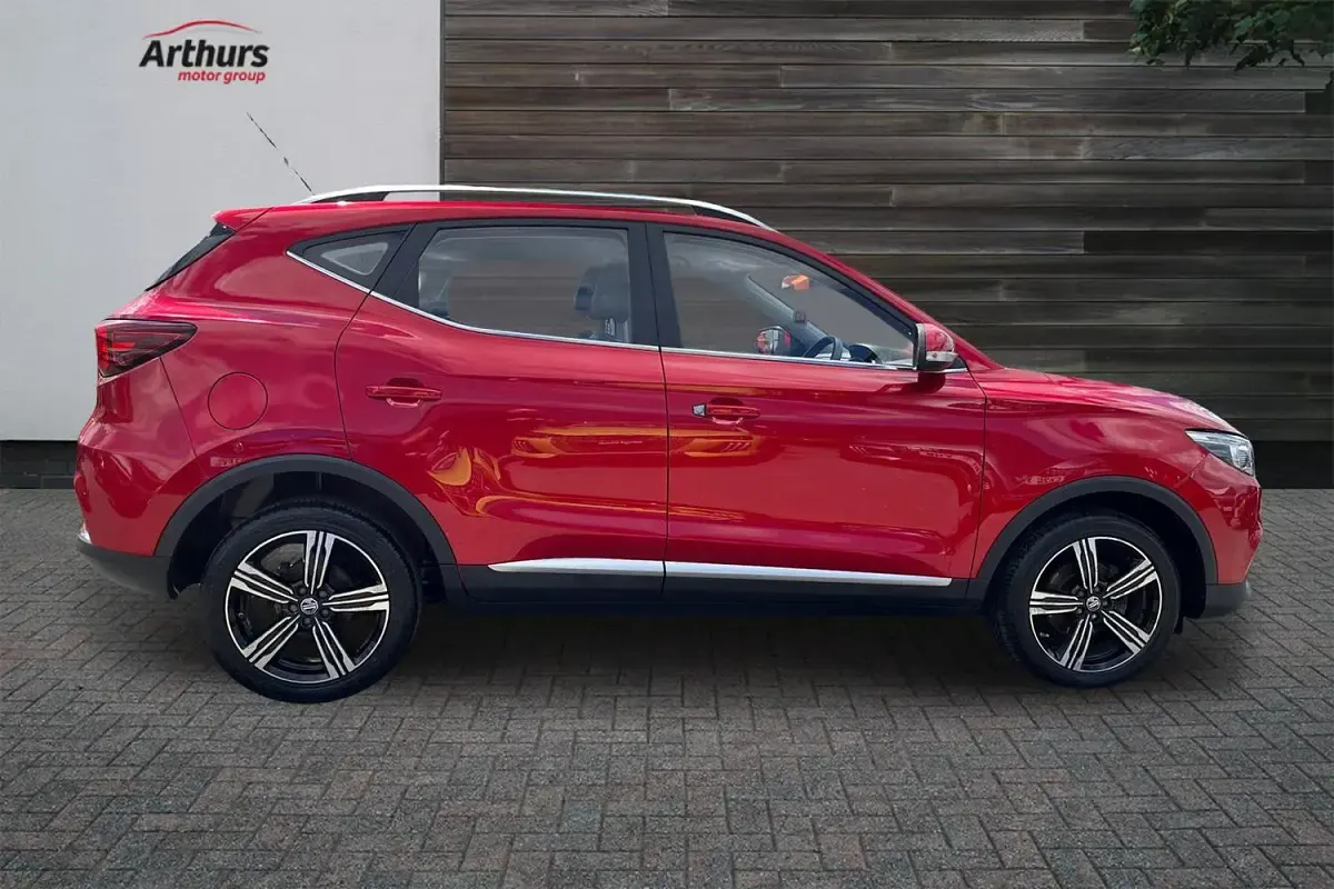 Used MG ZS Exclusive 111 HP (81 kW) 2019 Red SUV