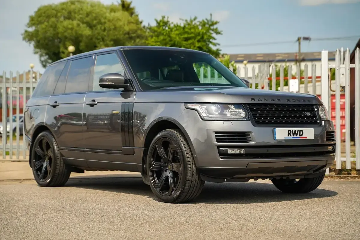 Used Land Rover Range Rover Vogue SE 339 HP (249 kW) 2017 Grey SUV