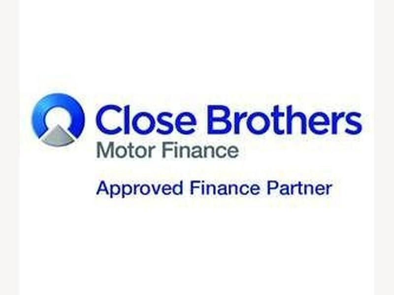 Used Land Rover Range Rover evoque HSE Dynamic 2016 White Estate