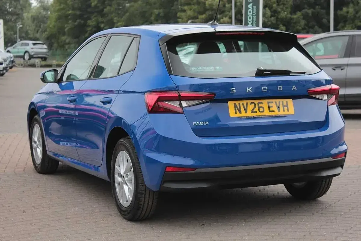 New Skoda Fabia SE 59 HP (43 kW) 2026 Energy blue Hatchback