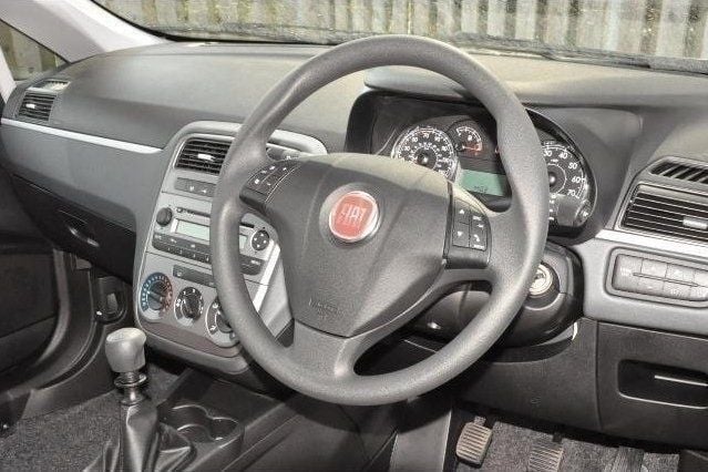 Image 3/4