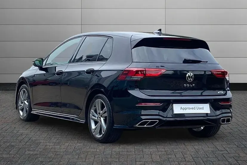 Used VW Golf VIII R-line 150 HP (110 kW) 2021 Black Hatchback