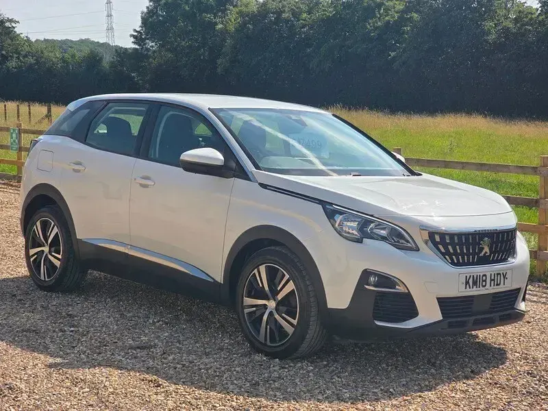 Used Peugeot 3008 Active 120 HP (88 kW) 2018 White SUV