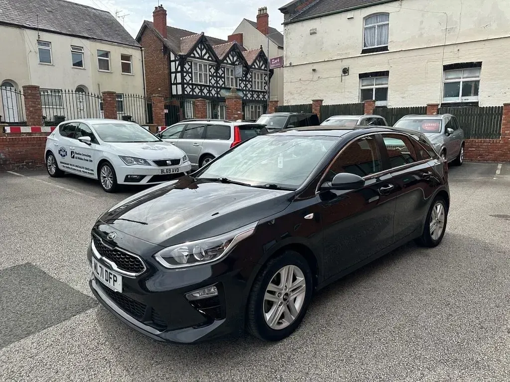 Used Kia Ceed 136 HP (100 kW) 2021 Black Hatchback