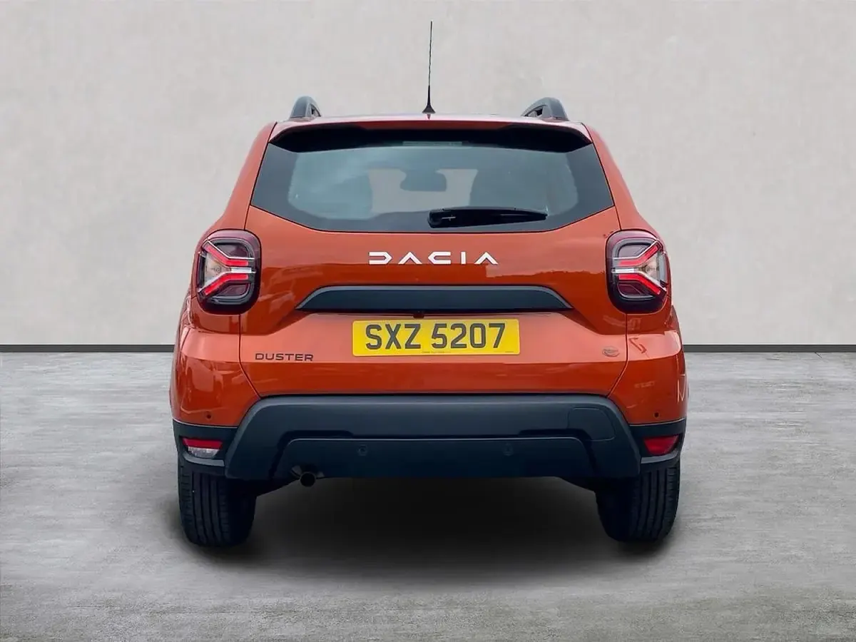 Used Dacia Duster Expression 90 HP (66 kW) 2023 Orange SUV