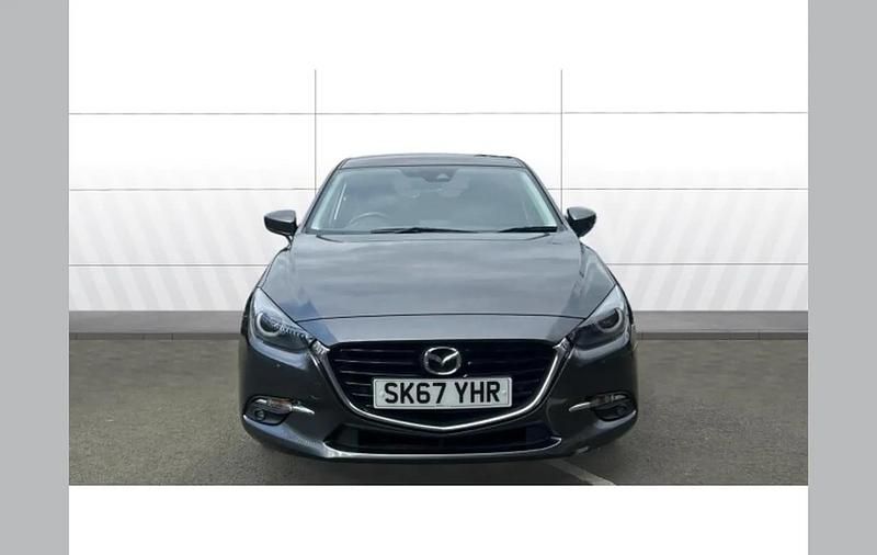 Usado Mazda 3 Inclusive 117 CV (86 kW) 2017 Gris Utilitario