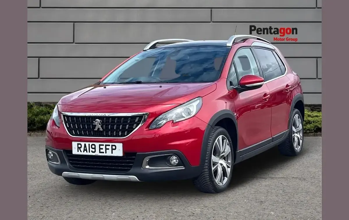 Used Peugeot 2008 Allure Premium 108 HP (79 kW) 2019 Red SUV