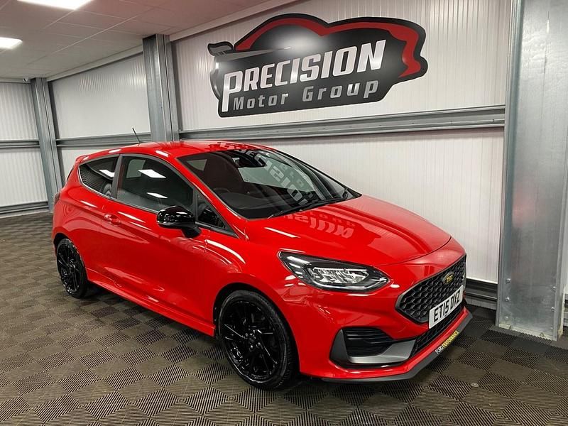 Used Ford Fiesta ST 200 HP (147 kW) 2022 Red Hatchback