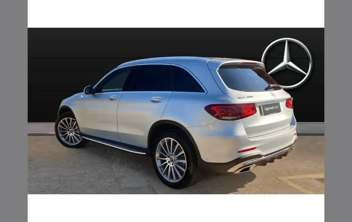 Used Mercedes GLC300 AMG Line Premium 254 HP (186 kW) 2022 Silver SUV