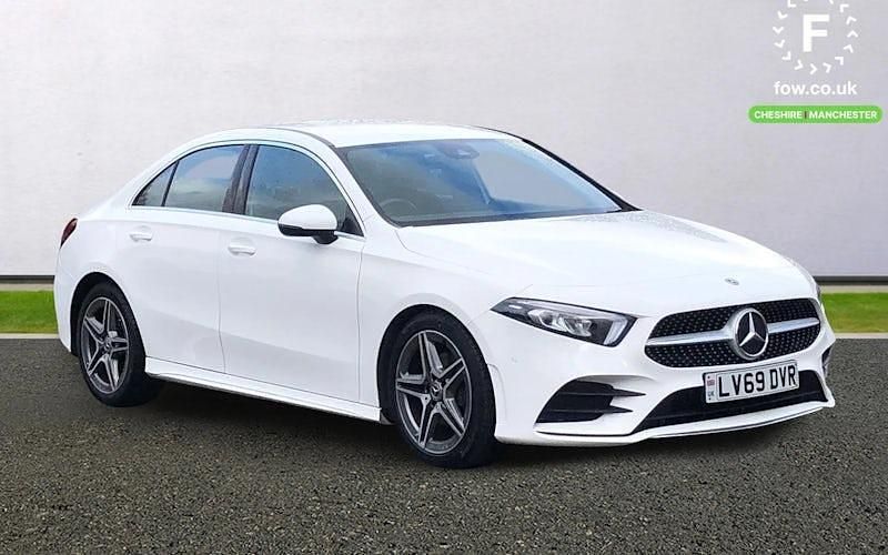 Used Mercedes A180 Active 116 HP (85 kW) 2019 White Sedan