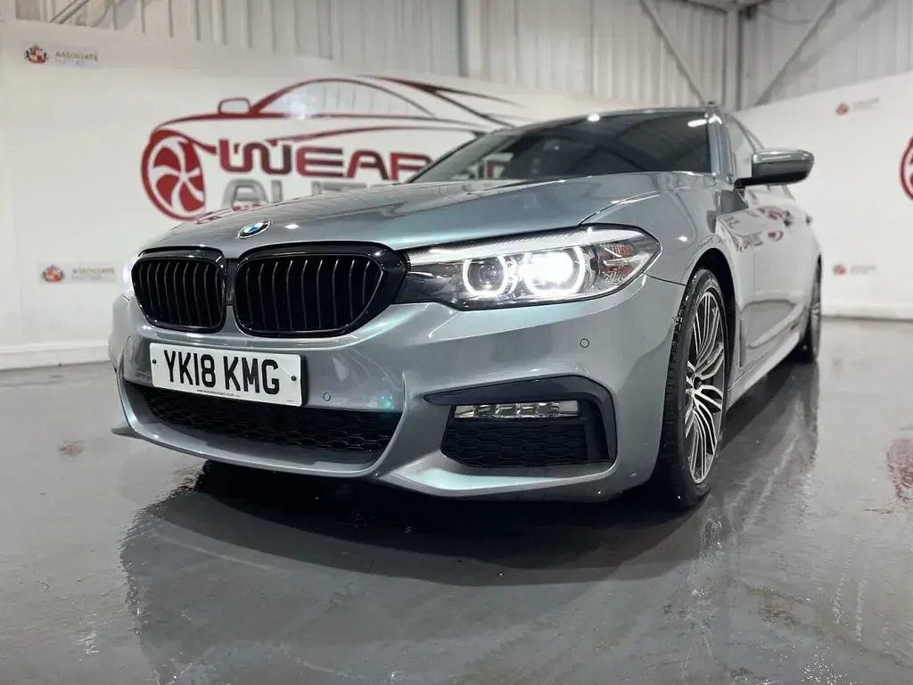 Używany BMW 520 M Sport 190 KM (139 kW) 2018 Niebieski Kombi