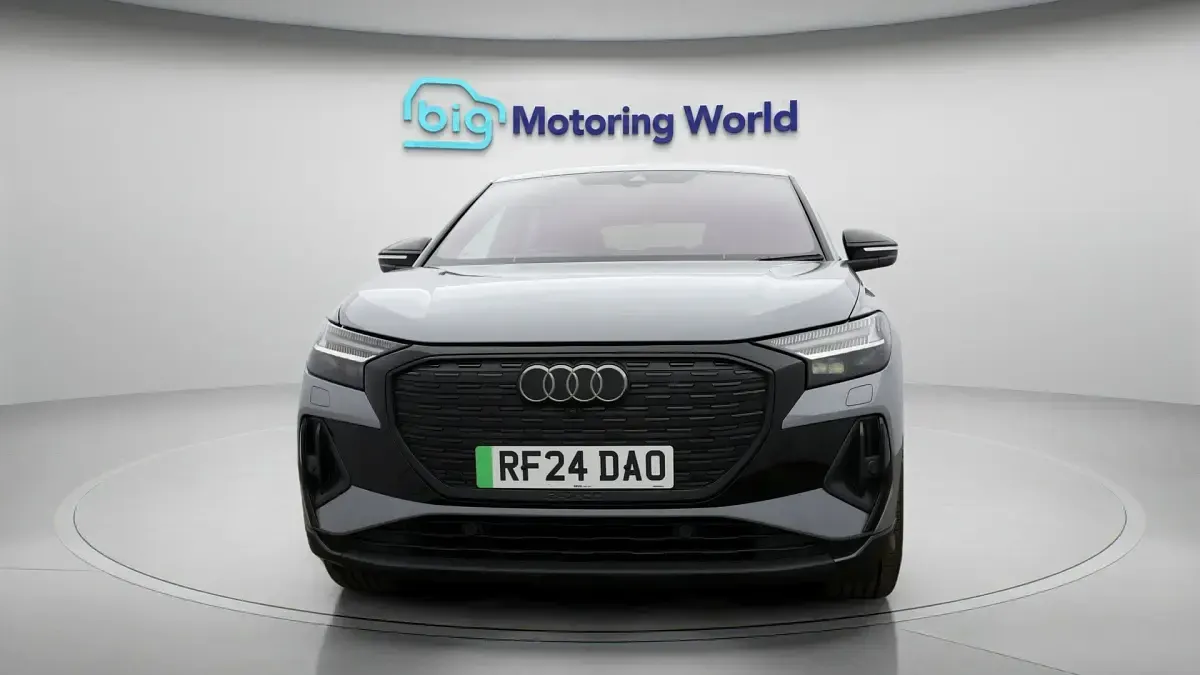 Used Audi Q4 Sportback e-tron Black Edition 210 kW (286 HP) 2024 Grey SUV
