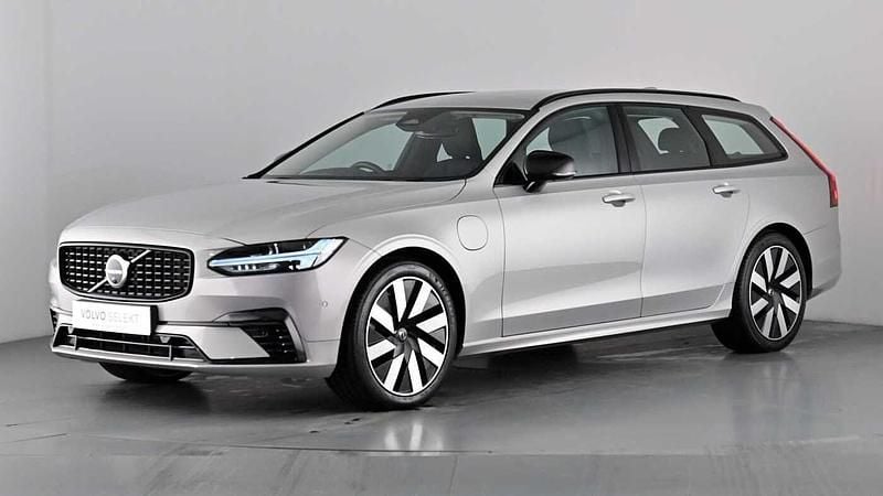 Used Volvo V90 Plus 350 HP (257 kW) 2025 Silver dawn Estate