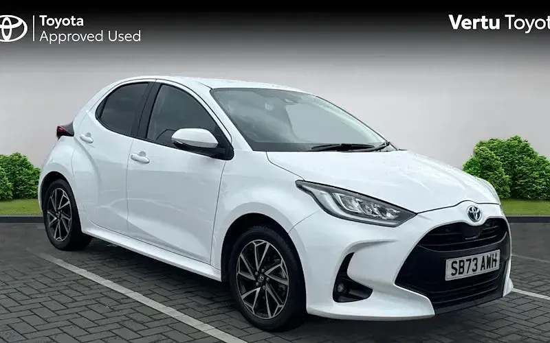 Used Toyota Yaris Design 116 HP (85 kW) 2023 Hatchback